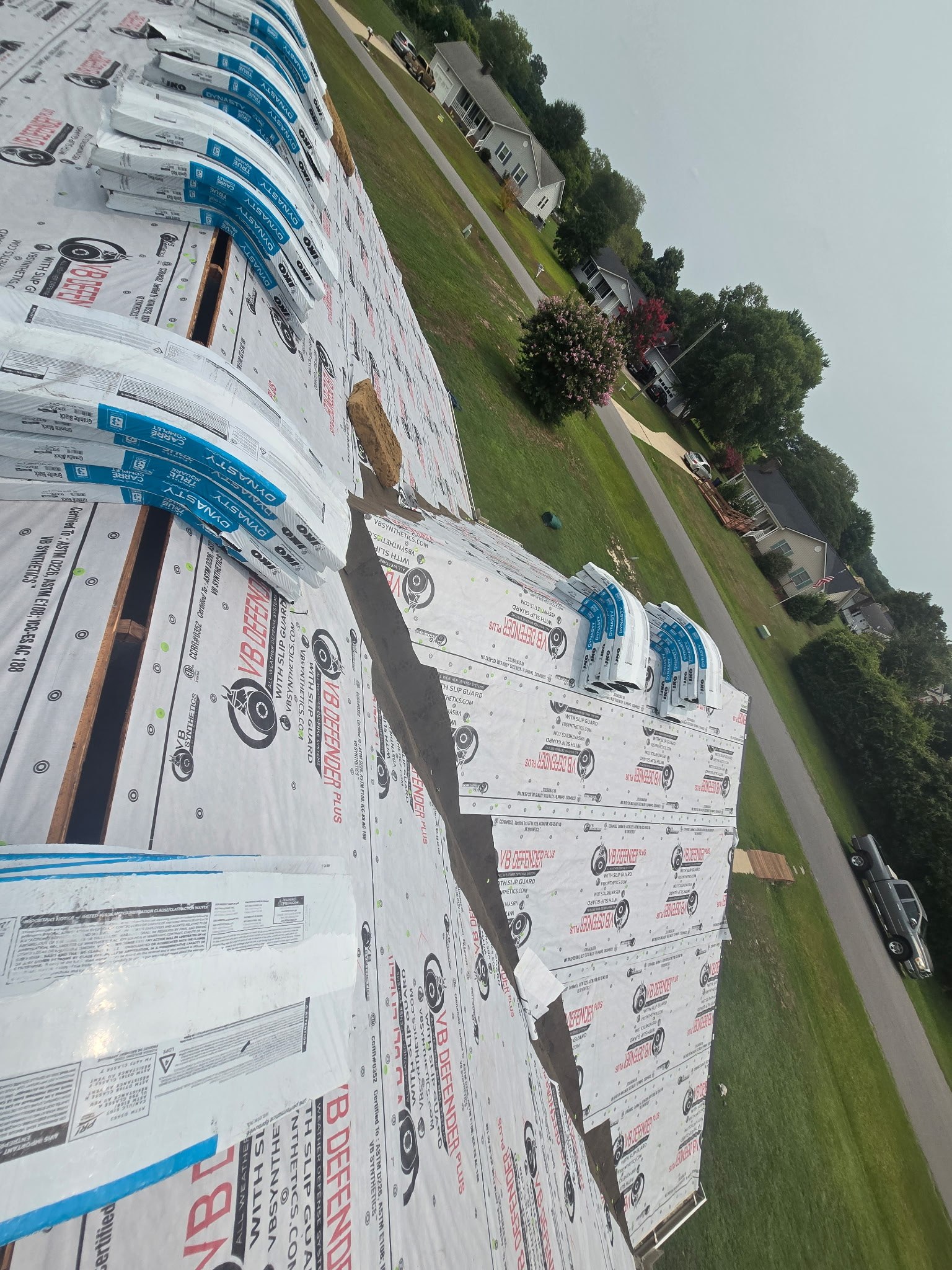 Synthetic roof underlayment